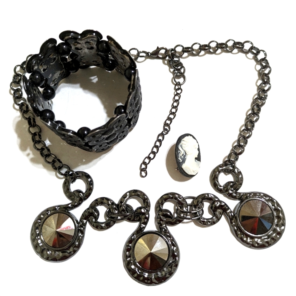 Black Jewelry